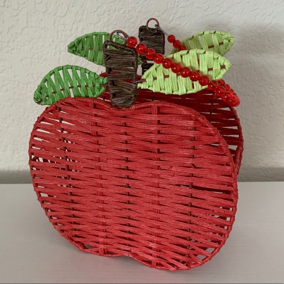 Apple Basket / Snow White Treat Basket Bag